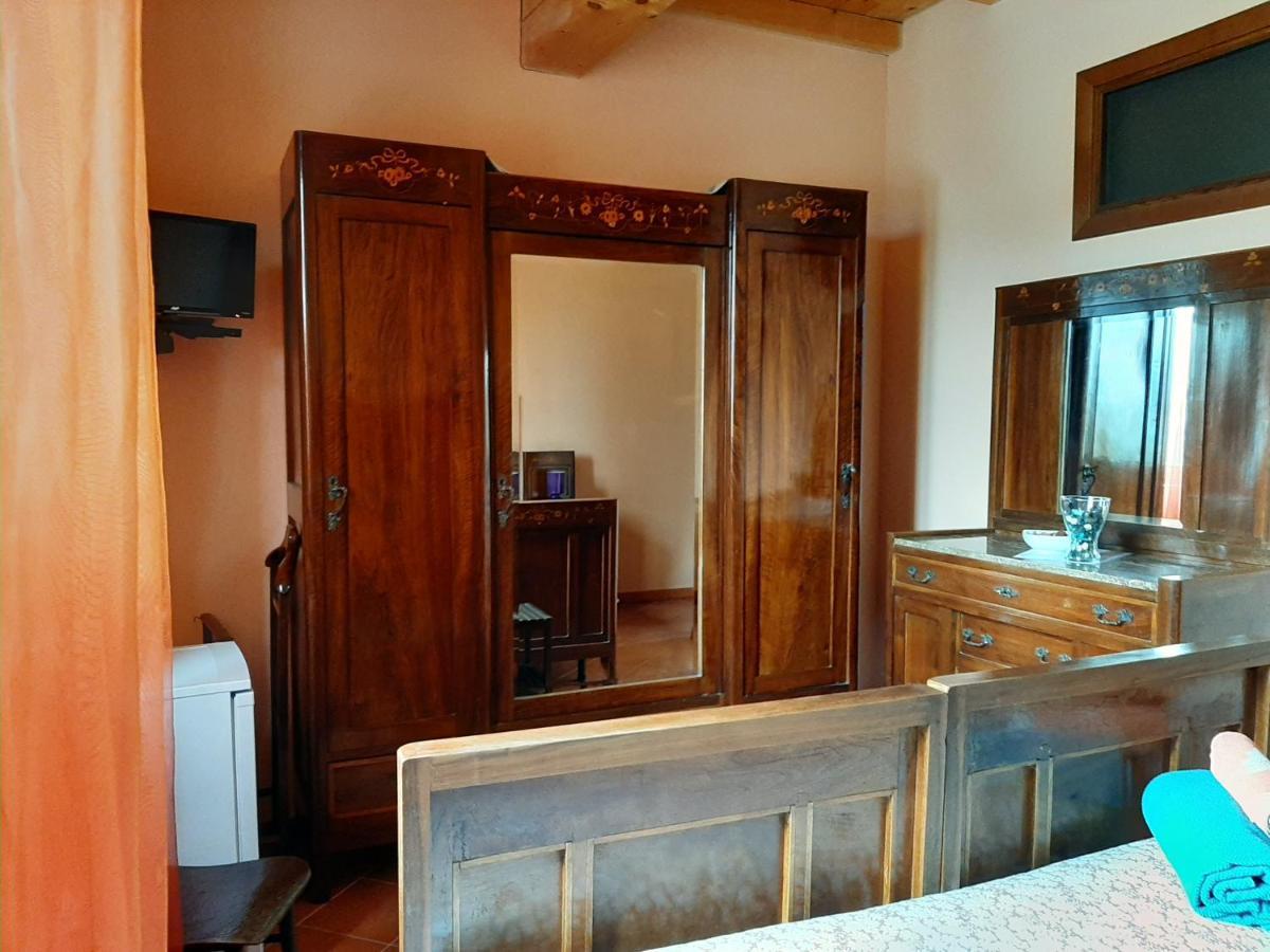 Agriturismo Il Sole Villa Rivarolo del Re ed Uniti Exterior foto