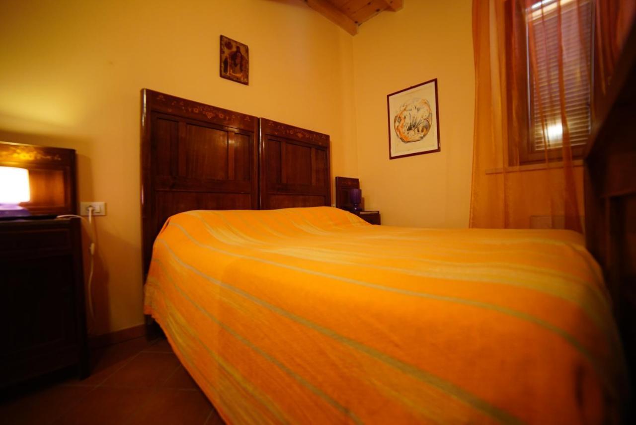 Agriturismo Il Sole Villa Rivarolo del Re ed Uniti Exterior foto