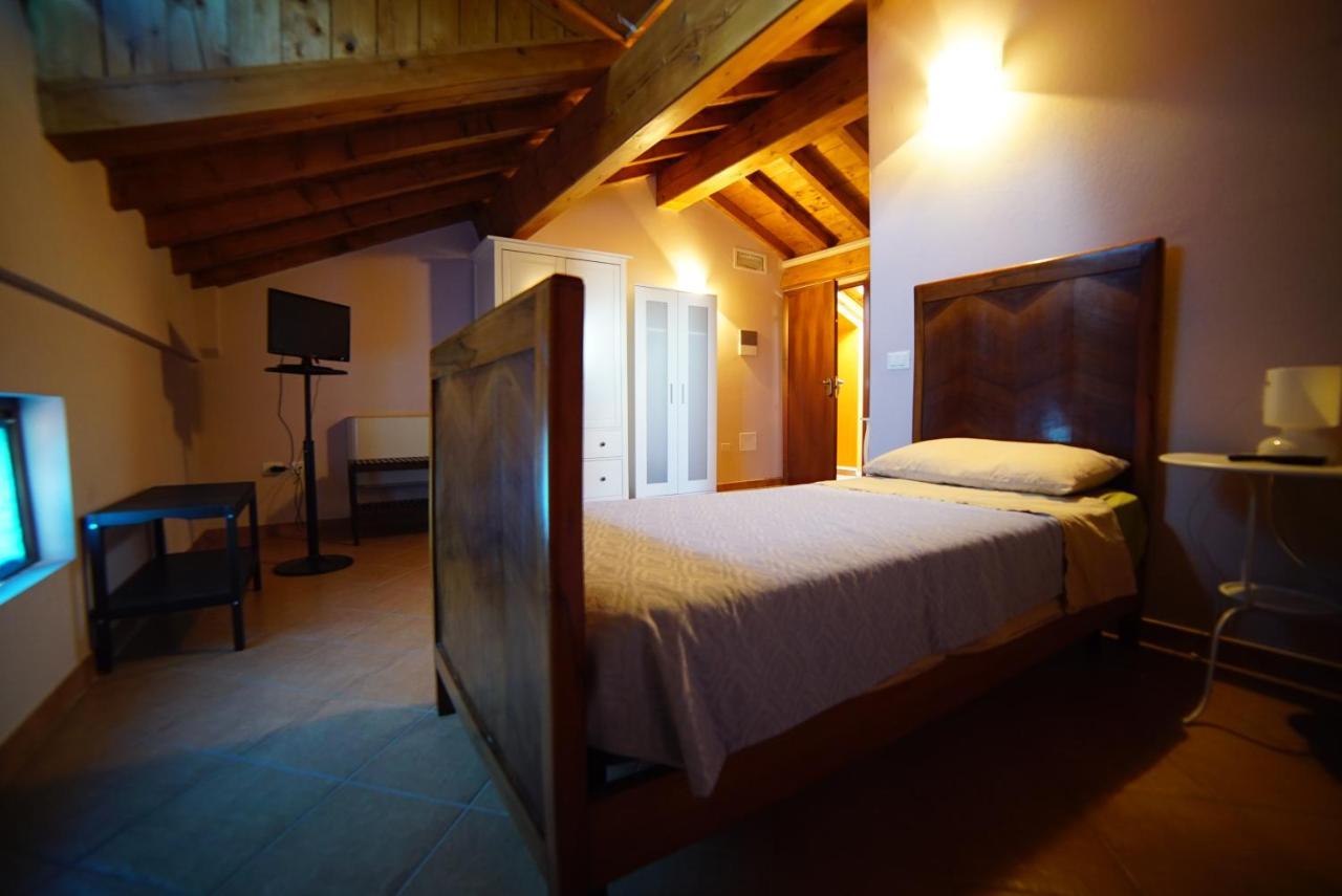 Agriturismo Il Sole Villa Rivarolo del Re ed Uniti Exterior foto